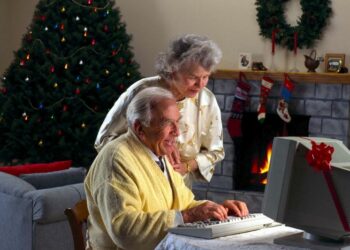 Leonardo e Carabinieri: formazione anziani su uso del digitale