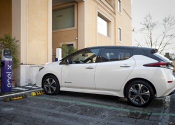 Nissan ed Enel per la mobilità elettrica