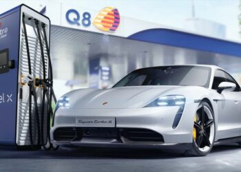 Porsche, Q8 ed Enel X insieme per rete ricarica Ultrafast