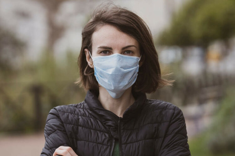 Come evitare gli arrossamenti da mascherina