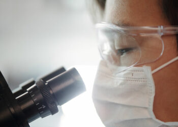 Covid 19: è allarme per troppe varianti