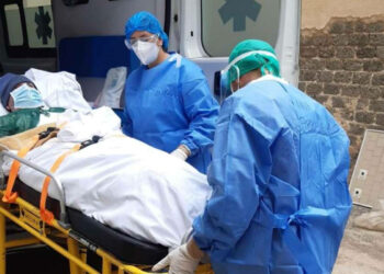 Covid, i sintomi più comuni nei pazienti prima del ricovero