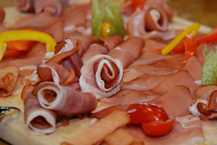 Dieta contro colesterolo alto: cosa non mangiare