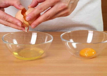 Maschera di bellezza per viso all'uovo