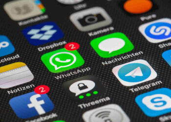 Whatsapp, aggiornamento dati: si rischia di non poter usare App?