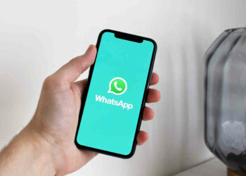 Whatsapp, attenzione alla truffa della foto profilo: cos'è e cosa succede