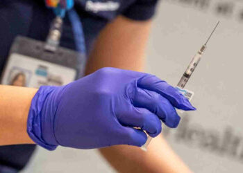 Iss: vaccini Covid meno efficaci con varianti Brasile Sudafrica