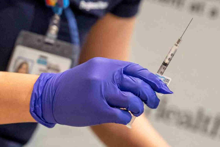 Iss: vaccini Covid meno efficaci con varianti Brasile Sudafrica
