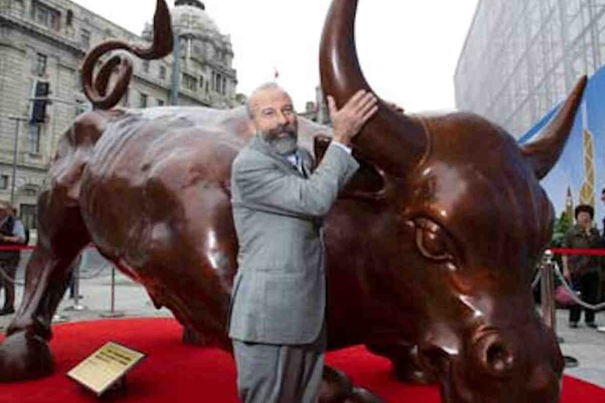 E' morto Arturo Di Modica, lo scultore del Toro di Wall Street