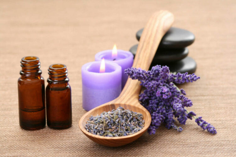 Olio essenziale di lavanda contro ansia