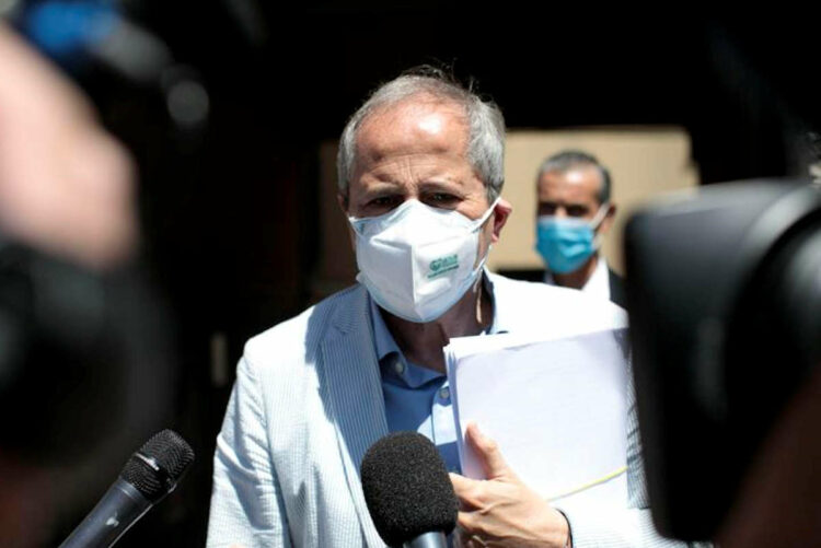 Variante inglese Covid, Crisanti: siamo nei guai senza lockdown