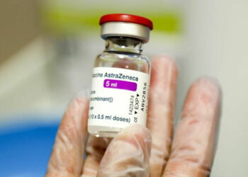 AstraZeneca, Ema: domani riprendono vaccinazioni