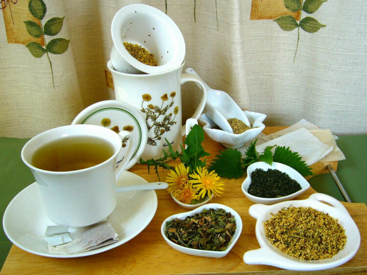 5 tisane drenanti di marzo