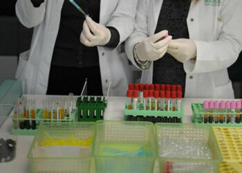 Covid, variante rarissima a Varese: secondo caso al mondo