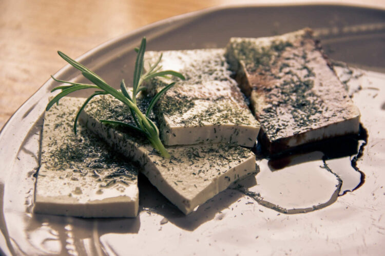Dieta a base vegetale: esempio menù per uomo e per donna