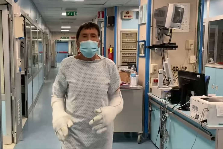 Gianni Morandi ustionato: sono fortunato VIDEO