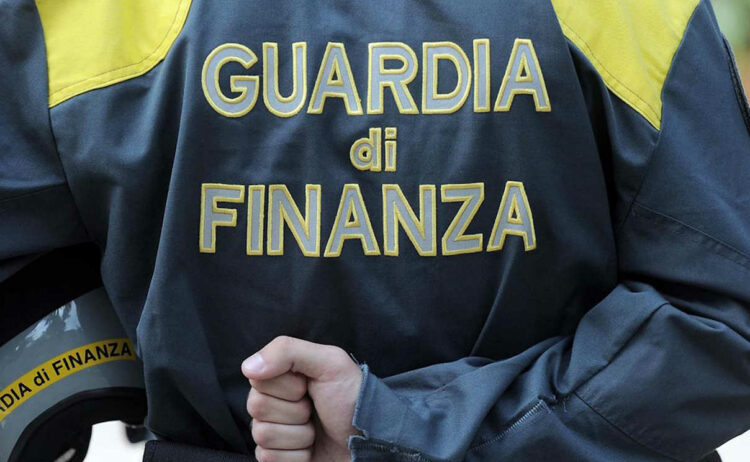 Guardia di Finanza: concorso per 10 tenenti