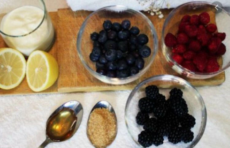 Maschera di bellezza per viso ai frutti di bosco