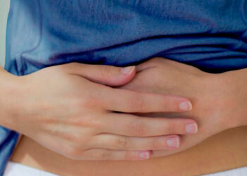 Stitichezza o stipsi e dieta: sintomi, cause e cosa mangiare