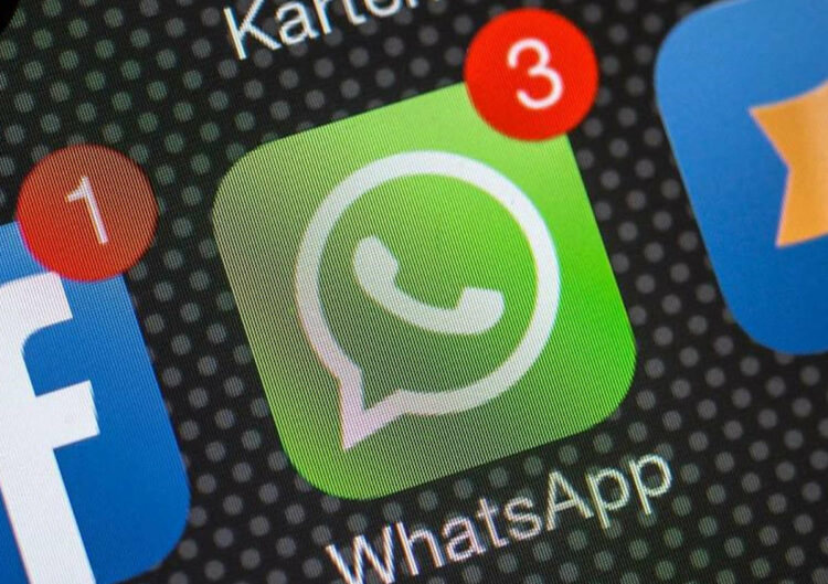 WhatsApp down con Facebook e Instagram: sistemi in tilt