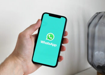 WhatsApp, truffa molto pericolosa: attenti a questo messaggio