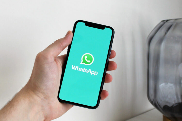 WhatsApp, truffa molto pericolosa: attenti a questo messaggio