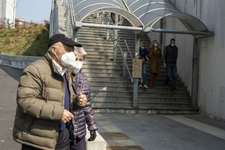 Influenza e virus influenzali: potenziare le difese degli over 65