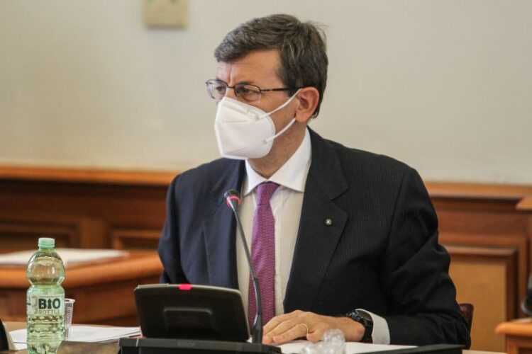 Transizione digitale, Colao: Strategia con 5 aree di intervento