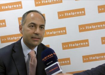 Toro (Nissan): Cresce voglia di auto elettriche, ora interventi ad hoc