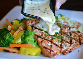 Dimagrire con la dieta lampo: cosa mangiare a colazione, pranzo e cena?