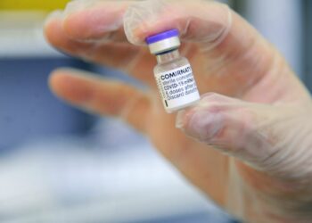 Vaccini, Aifa: 309 reazioni avverse ogni 100mila dosi, 91% non gravi