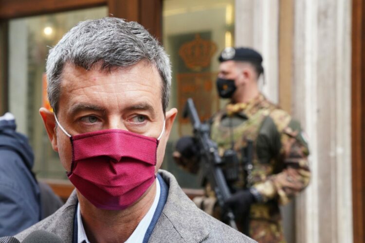 Orlando: Sul blocco dei licenziamenti interventi sempre più mirati