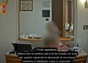 Operazione numero verde, falsi operatori bancari chiedevano Pin: poi prelevavano soldi