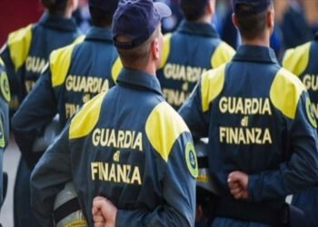 Guardia di Finanza, concorso, per 1.985 allievi finanzieri