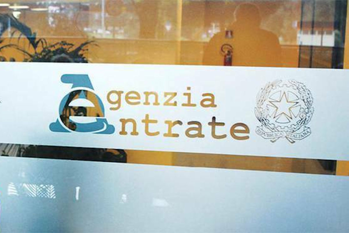 Contributo a fondo perduto, domanda in scadenza: a chi spetta e a chi no