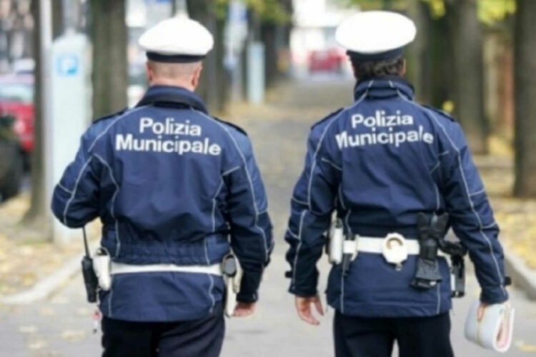 Ragusa, avviso mobilità 4 posti Agente Polizia Municipale
