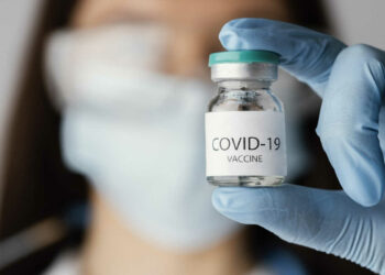 Vaccini Covid: sintomi e reazioni avverse dopo somministrazione