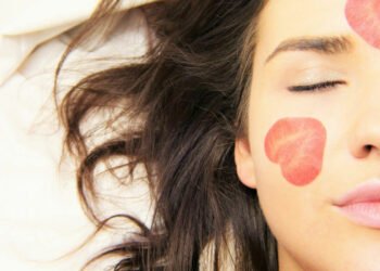 Vitamina E, fiocchi e opercoli anti radicali liberi per la pelle