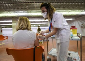 Aifa: via libera a vaccinazione mista per under 60