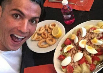 Dieta Ronaldo, cosa mangia il campione portoghese per avere un fisico bestiale