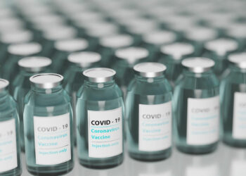 Covid, vaccini AstraZeneca e Johnson & Johnson: efficacia a lungo termine