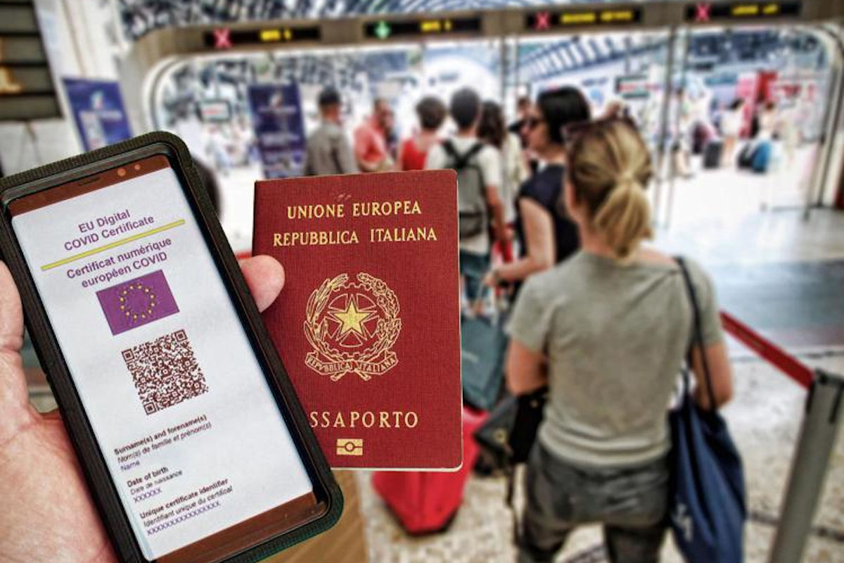 Covid, variante delta in aumento e green pass: pandemia non è finita