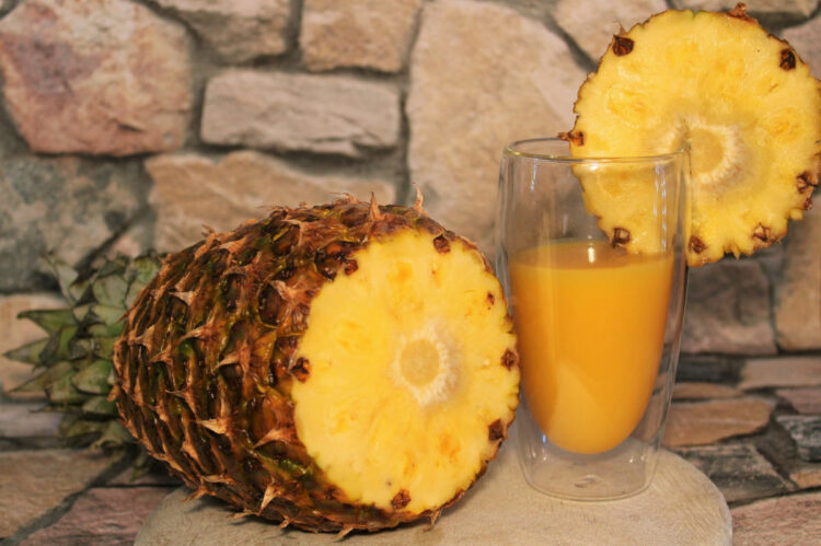 Dieta ananas e tonno: via subito 2 kg in 3 giorni