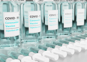 Vaccino Covid Johnson & Johnson, rischio sindrome rara: allarme in Usa