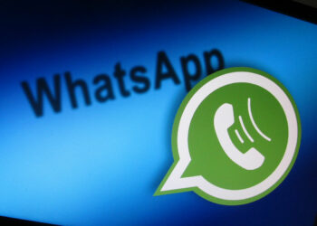 WhatsApp lancia novità su messaggi vocali