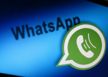Come recuperare foto e chat su WhatsApp: ecco cosa fare