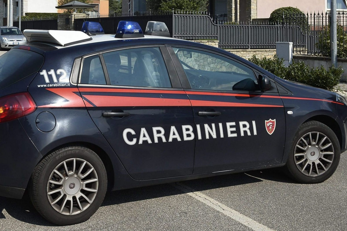 Tetraplegico di 14 anni morto in casa da 36 ore: fermata madre