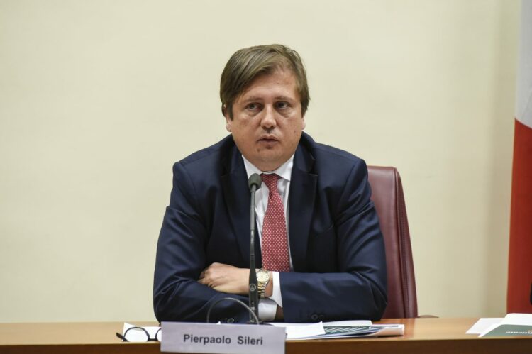 Covid, Sileri: 13-14 milioni di italiani devono ancora vaccinarsi