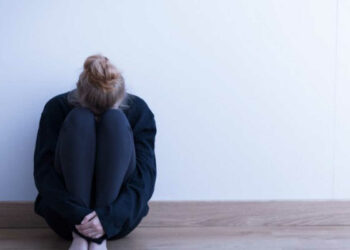 Salute mentale, Telefono amico: con la pandemia sono triplicate le richieste d'aiuto