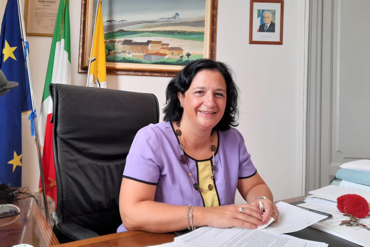 Il videomessaggio del sindaco di Comiso: augura buon anno scolastico VIDEO